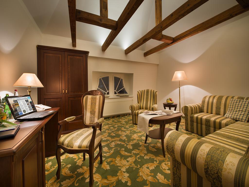 Ea Hotel Elefant Karlovy Vary Rom bilde